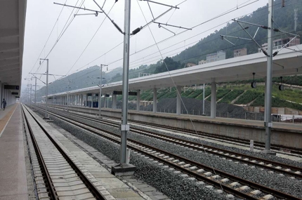 �ƹ���·������Ŧ1�깤��